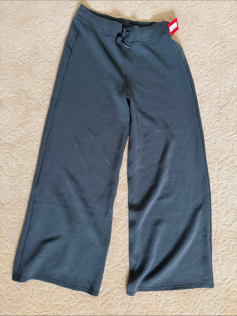 SPANX Air Essentials, Wide-Leg in Dark Palm Green